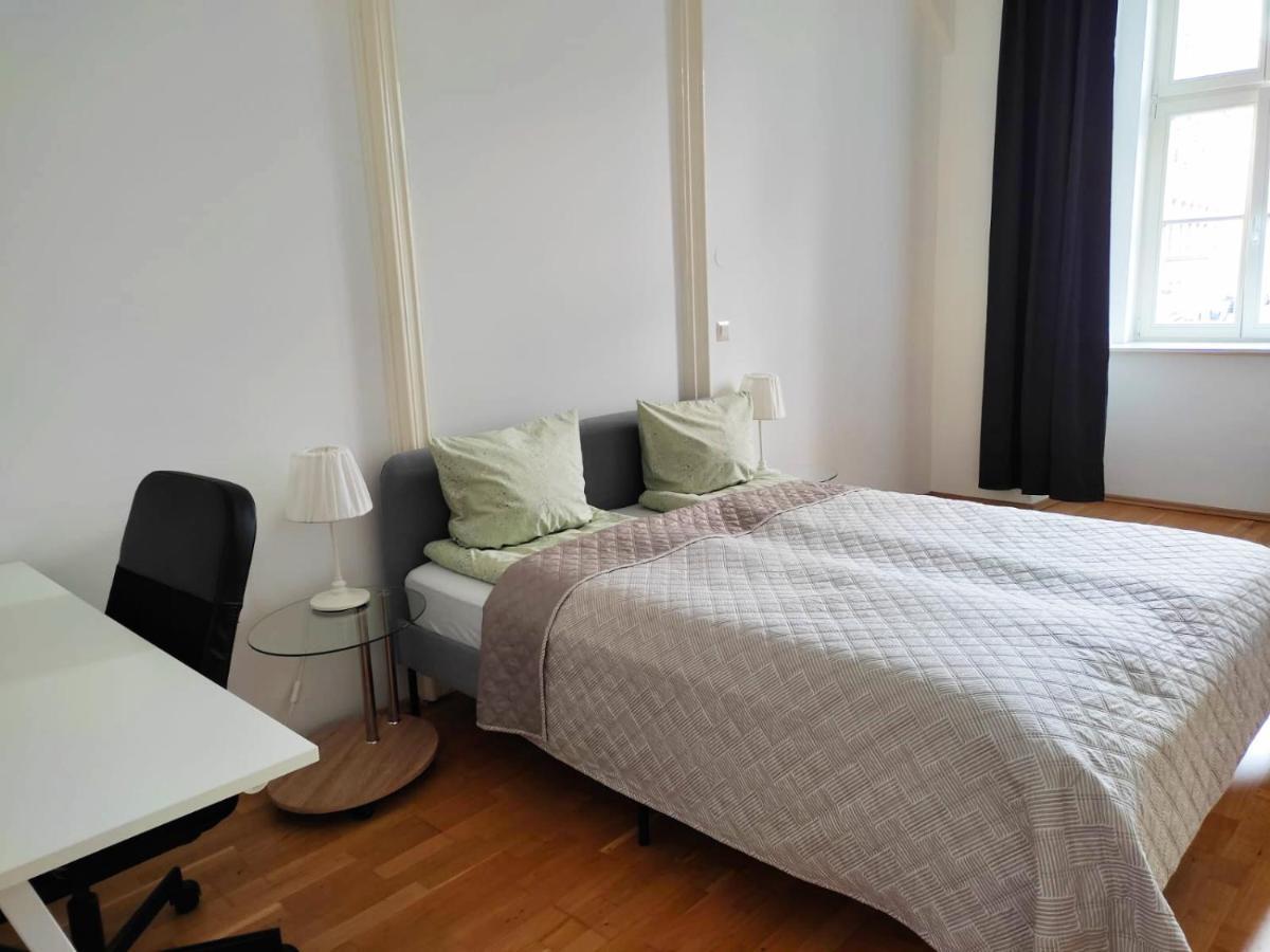 Lovely Modern Historical 1-bedroom * Wien